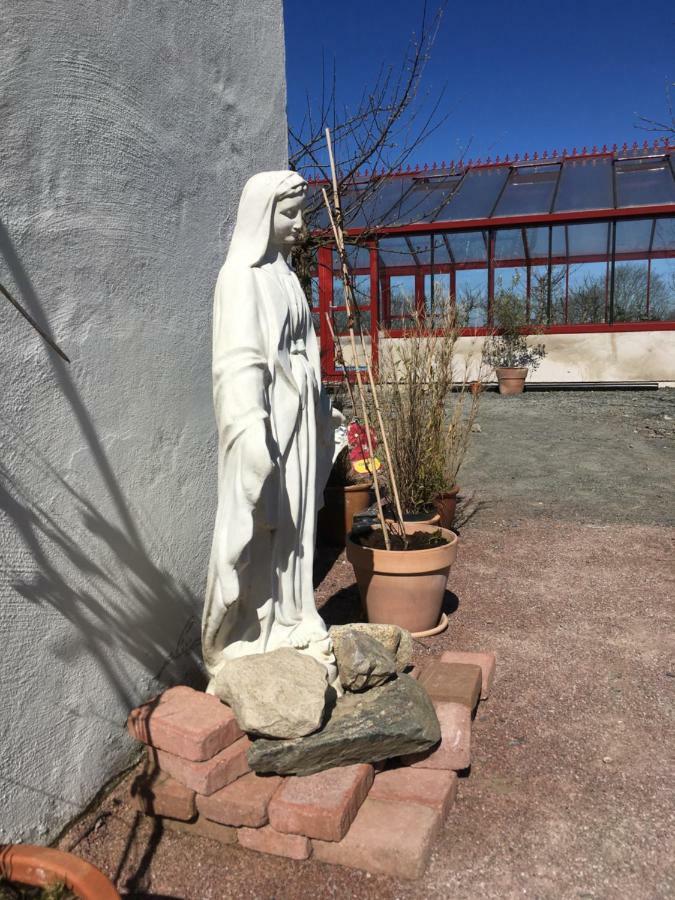 Kastanjegarden Pa Stenshuvud Kivik Exterior foto